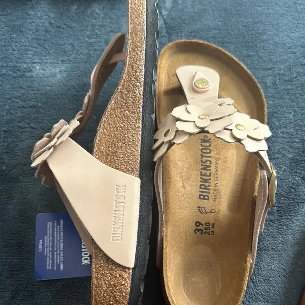 Womens Birkenstock Gizeh Sandal - Picture 4 of 7